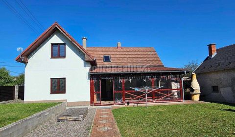 Eladó Családi ház, Családi ház, Žarnovica, Szlovákia