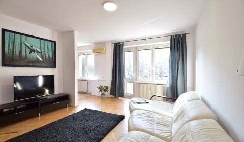 Eladó 2 szobás lakás, 2 szobás lakás, Smolnícka, Bratislava - Ružinov,
