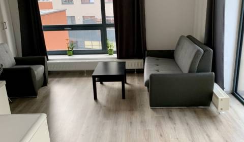 Kiadó 2 szobás lakás, 2 szobás lakás, Jarabínkova, Bratislava - Ružino
