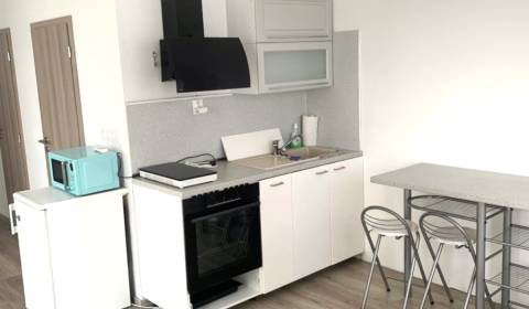 Kiadó 2 szobás lakás, 2 szobás lakás, Jarabínkova, Bratislava - Ružino