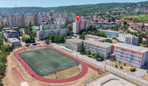Eladó 3 szobás lakás, 3 szobás lakás, Tbiliská, Bratislava - Rača, Szl