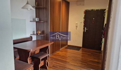 Eladó 3 szobás lakás, 3 szobás lakás, Blagoevova, Bratislava - Petržal