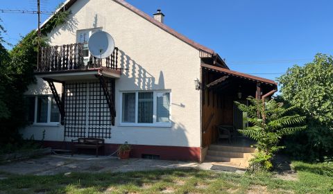 Eladó Családi ház, Családi ház, Senec, Szlovákia