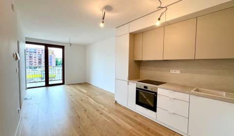Eladó 2 szobás lakás, 2 szobás lakás, Košická, Bratislava - Ružinov, S