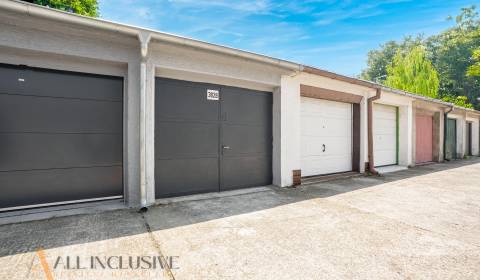 Eladó Garázsok, Garázsok, Dunajská Streda, Szlovákia