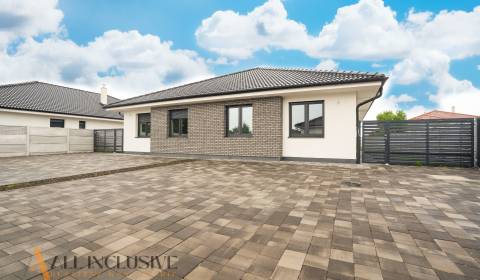 Eladó Családi ház, Családi ház, Veľké Blahovo, Dunajská Streda, Szlová