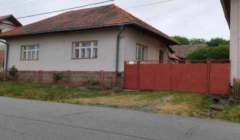 Eladó Családi ház, Családi ház, Ostrá Lúka, Banská Bystrica, Szlovákia