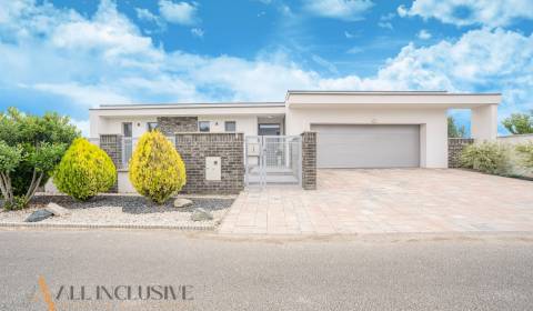 Eladó Családi ház, Családi ház, Dunajský Klátov, Dunajská Streda, Szlo