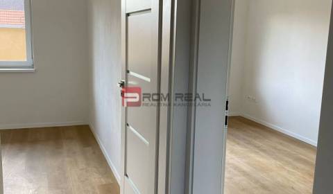 Eladó 3 szobás lakás, 3 szobás lakás, Topolčianska, Piešťany, Szlováki