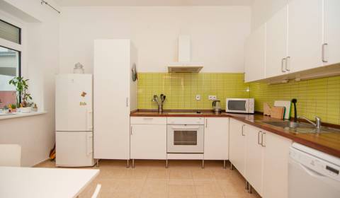 Eladó 3 szobás lakás, 3 szobás lakás, Rastislavova, Bratislava - Ružin