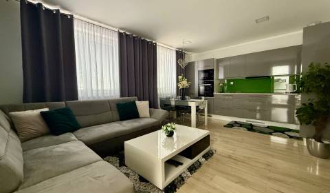 Eladó 2 szobás lakás, 2 szobás lakás, Na výslní, Trnava, Szlovákia