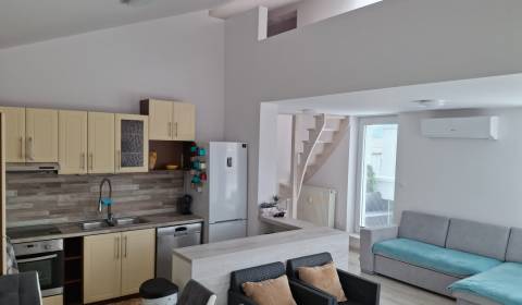 Eladó 4 szobás lakás, 4 szobás lakás, Martin, Szlovákia