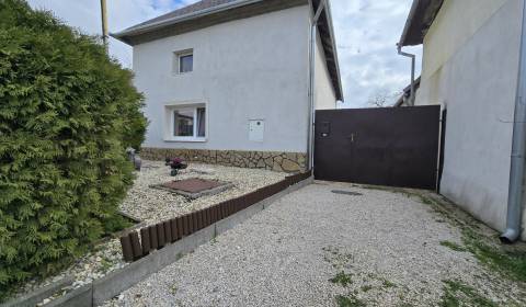 Eladó Családi ház, Családi ház, Lubina, Nové Mesto nad Váhom, Szlováki