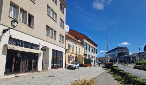 Kiadó Üzlethelység, Üzlethelység, Konventná, Bratislava - Staré Mesto,