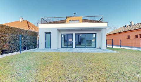 Eladó Családi ház, Családi ház, Mandľová, Bratislava - Jarovce, Szlová