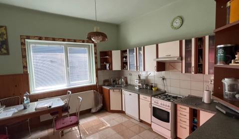 Eladó Családi ház, Családi ház, Komárno, Szlovákia
