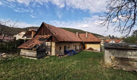 Eladó Családi ház, Családi ház, Nirtrianske Sučany, Prievidza, Szlovák