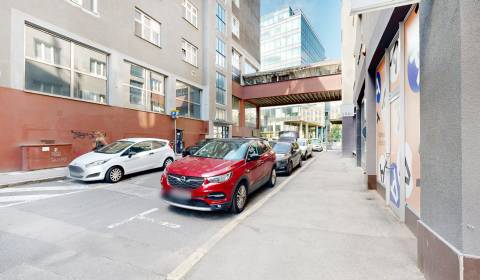 Kiadó Üzlethelység, Üzlethelység, Živnostenská, Bratislava - Staré Mes