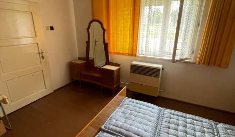 Eladó Családi ház, Családi ház, Trenčín, Szlovákia