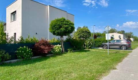Eladó Családi ház, Családi ház, Dunajská Streda, Szlovákia