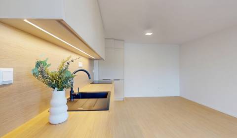 Eladó 2 szobás lakás, 2 szobás lakás, Centrum II, Ilava, Szlovákia