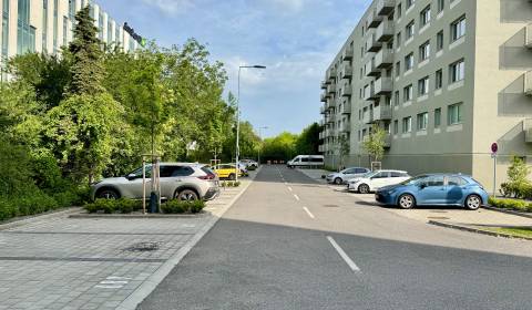 Eladó Garázsok, Garázsok, Ivánska cesta, Bratislava - Ružinov, Szlovák