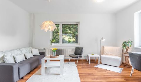 Kiadó 2 szobás lakás, 2 szobás lakás, Brnianska, Bratislava - Staré Me