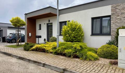 Eladó Családi ház, Családi ház, Dunajská Streda, Szlovákia