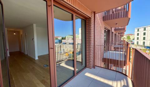 Eladó 2 szobás lakás, 2 szobás lakás, Košická, Bratislava - Ružinov, S
