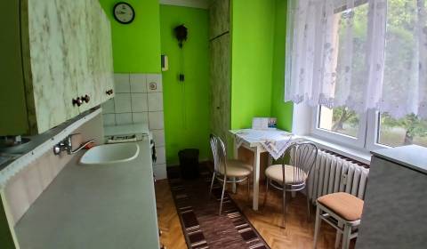 Eladó 2 szobás lakás, 2 szobás lakás, Námestie slobody, Humenné, Szlov