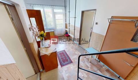 Eladó Családi ház, Családi ház, Štefánikova, Skalica, Szlovákia