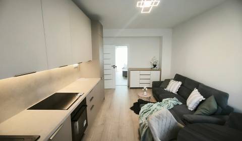 Eladó 3 szobás lakás, 3 szobás lakás, Ovručská, Bratislava - Nové Mest