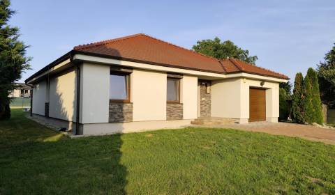 Eladó Családi ház, Családi ház, Nitra, Szlovákia