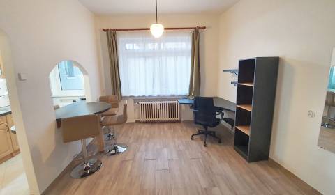 Eladó 1 szobás lakás, 1 szobás lakás, Lermontova, Bratislava - Staré M