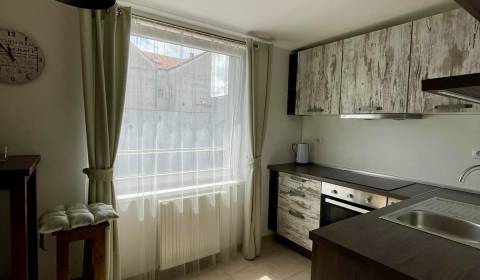 Kiadó 2 szobás lakás, 2 szobás lakás, Dolný Val, Žilina, Szlovákia