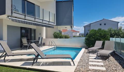 HORVÁTORSZÁG - KÉT apartman egy áron - VODICE, ŠIBENIK
