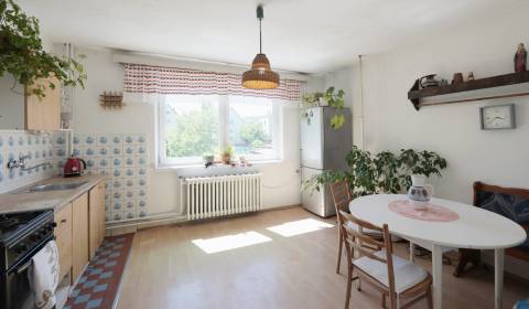 Eladó Családi ház, Családi ház, Orlové, Považská Bystrica, Szlovákia