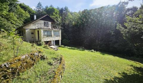 Eladó Nyaraló, Nyaraló, Bánovce nad Bebravou, Szlovákia