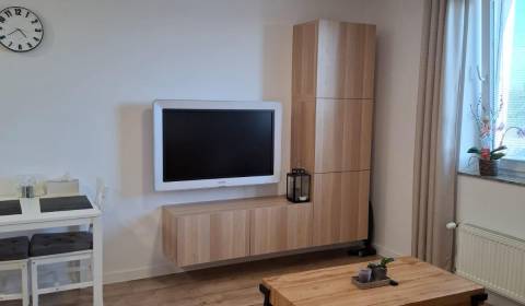 Eladó 2 szobás lakás, 2 szobás lakás, Lesná, Senec, Szlovákia