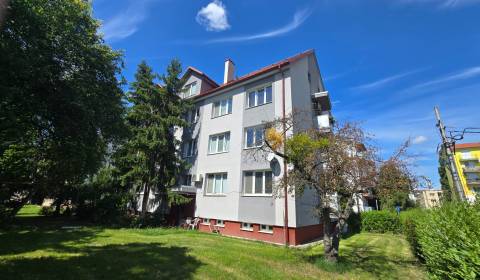 Eladó 4 szobás lakás, 4 szobás lakás, Hanácka, Bratislava - Ružinov, S