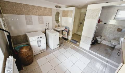 Eladó Családi ház, Családi ház, Senica, Szlovákia