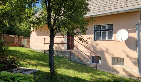 Eladó Családi ház, Családi ház, Zámyjavská, Senica, Szlovákia