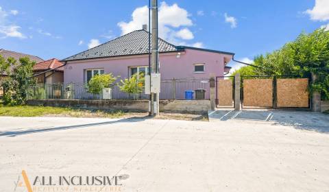 Eladó Családi ház, Családi ház, Dunajská Streda, Szlovákia