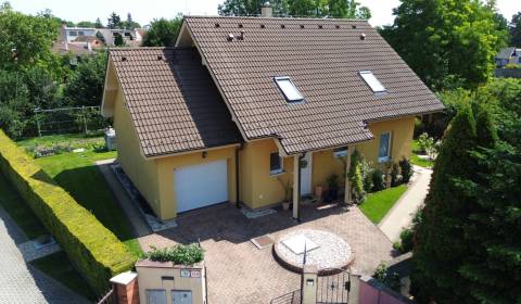 Eladó Családi ház, Családi ház, Ulička, Trnava, Szlovákia