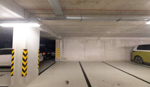 Kiadó Garázsok, Garázsok, Bottova, Bratislava - Staré Mesto, Szlovákia