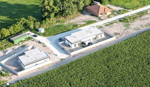 Eladó Családi ház, Családi ház, Vrakúň, Dunajská Streda, Szlovákia