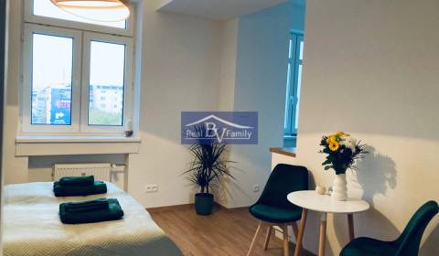 Kiadó Garzonlakás, Garzonlakás, Špitálska, Bratislava - Staré Mesto, S