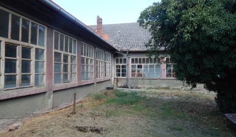 Eladó Családi ház, Családi ház, Nové Zámky, Szlovákia