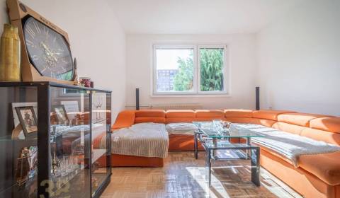 Eladó 3 szobás lakás, 3 szobás lakás, Tolstého, Poprad, Szlovákia