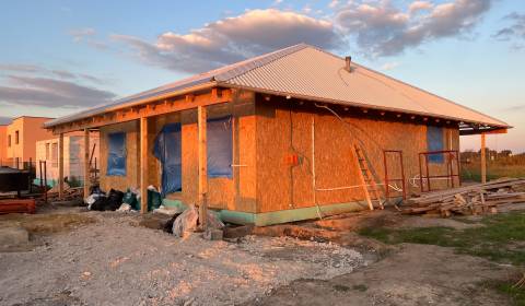 Eladó Családi ház, Családi ház, Senec, Szlovákia